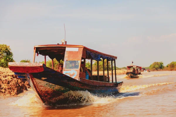 Lago Tonle Sap Kampong Phluk Pueblo Pesquero Flotante Durante Temporada — Foto de Stock