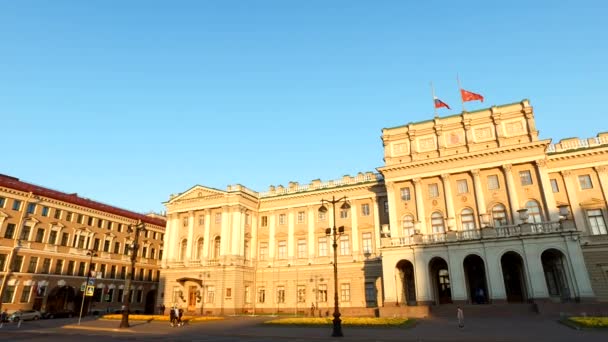 Utsikt Över Mariinskij Palatset Isaac Square Husets Regering Unikt Stadslandskap — Stockvideo