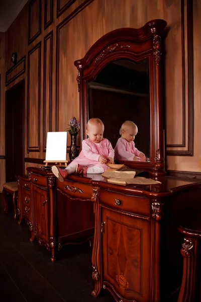 Pretty One Year Old Girl Pink Dress Old Book Sitting — Stock Photo, Image