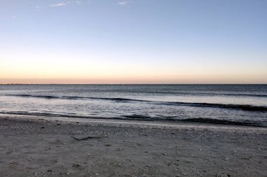 Sanibel Adası, Florida 'da güzel bir gün batımı