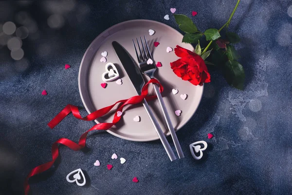 Cina Romantica Conceptul Cina Valentin Simboluri Dragoste Trandafir Inima — Fotografie, imagine de stoc