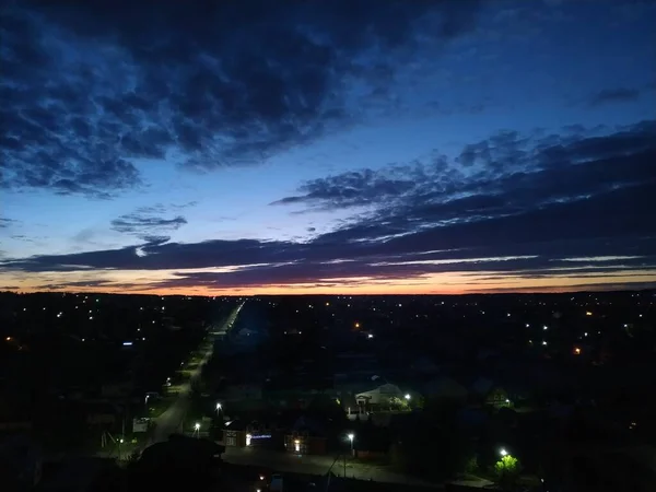 Dramatik Arka Planda Çağdaş Mimari Akşam Singapur Şehir Merkezinin Panoramik — Stok fotoğraf