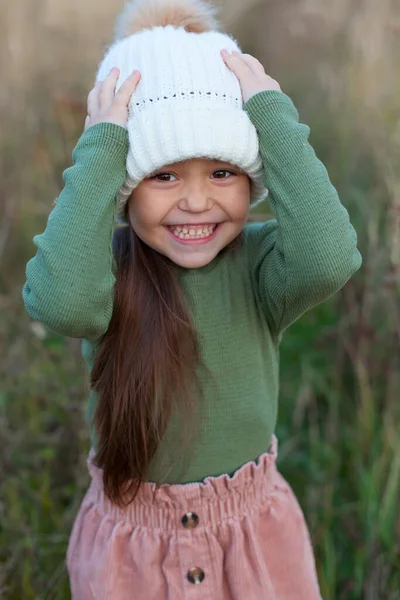 Portrait Pretty Girl Long Dark Hair Standing Park Coquette Girl — Stock Photo, Image