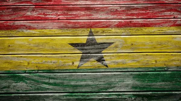 ガーナ国旗 風化した木の板に描かれた旗 — ストック写真