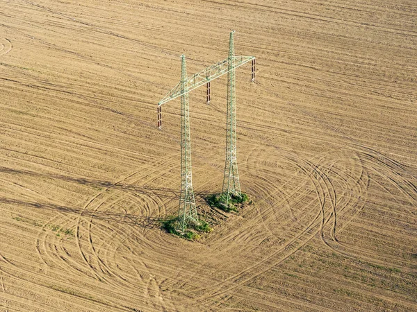 Línea Alimentación Eléctrica Del Mástil Campo Vista Aérea Desde Globo — Foto de Stock