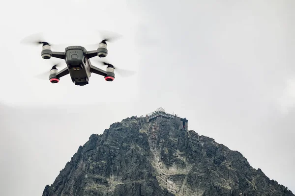 Dron Volador Los Altos Tatras Parte Superior Lomnicke Puntada Restaura —  Fotos de Stock