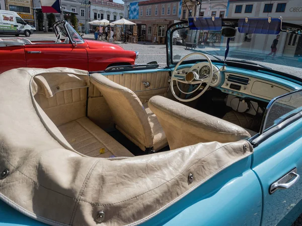 Vysoke Myto Tschechische Republik 2018 Weißes Lederinterieur Des Historischen Cabrio — Stockfoto