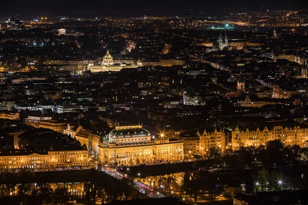 Noite Vista Sobre Praga Edifícios Cidade Velha Teatro Nacional Vista — Fotografia de Stock