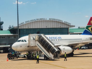 Livingston, Zambiya - 24 Kasım 2018. Harry Mwanga Nkumbula Uluslararası Havaalanı Livingstone, Zambiya, Afrika