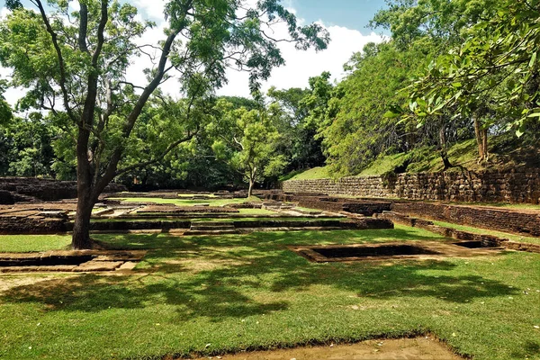 Sri Lanka Daki Muhteşem Sigirya Kalesinin Kalıntıları Eski Taş Duvarlar — Stok fotoğraf
