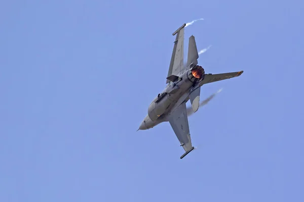 Airplane Falcon Jet Fighter Flying Hangar Airshow California Redlands California — Stock Photo, Image