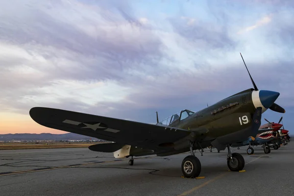 Airplane Wwii Warhawk Sunrise Planes Fame Airshow Chino California Usa — Stock Photo, Image