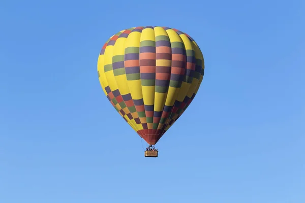 テメキュラ気球祭でバルーンに乗って — ストック写真