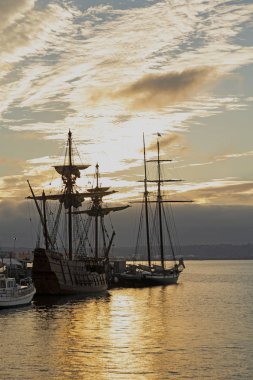 San Diego waterfront alacakaranlıkta