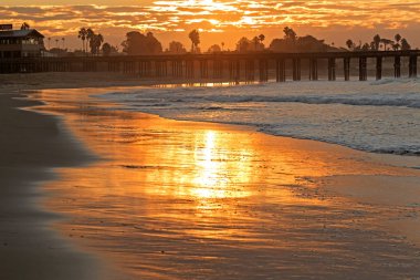 Ventura pier at sunrise Beach