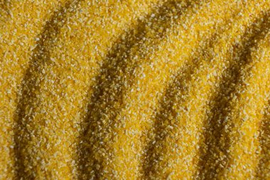 Çiğ Sarı Mısır Gevreği Yakın çekim dokusu.