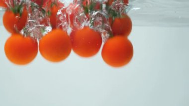Baloncuklu Sulu Domatesler.