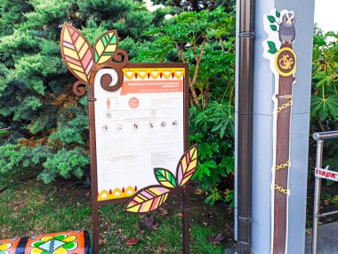 Sochi, Rusya, 20 Haziran 2020. Sochi Park 'taki eğlence sona erdi. Karantina koronavirüsü. İnsan yok. Dinlenme alanı. Şehir eğlencesi. 