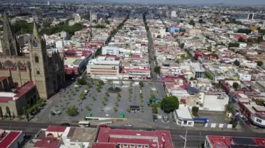 Guadalajara 'daki Expiatorio Tapınağı' nın Havadan Yandan Seyahati