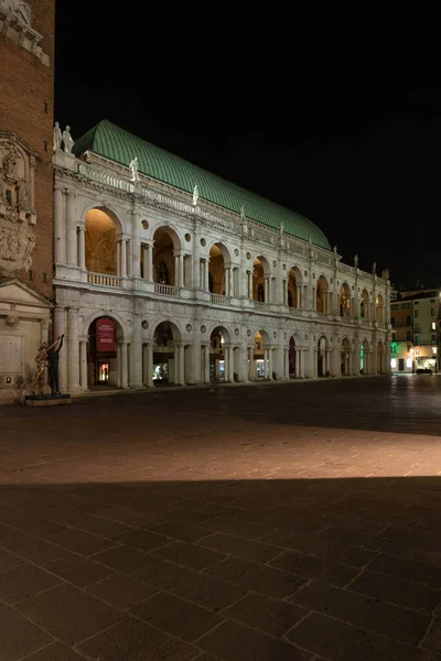 Нічний Вид Знамениту Базиліку Palladiana Palladian Basilica Piazza Dei Signori — стокове фото