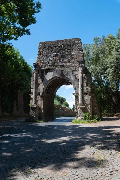 Arco Druso Arco Triunfal Sino Elemento Del Acueducto Antoniano Que —  Fotos de Stock