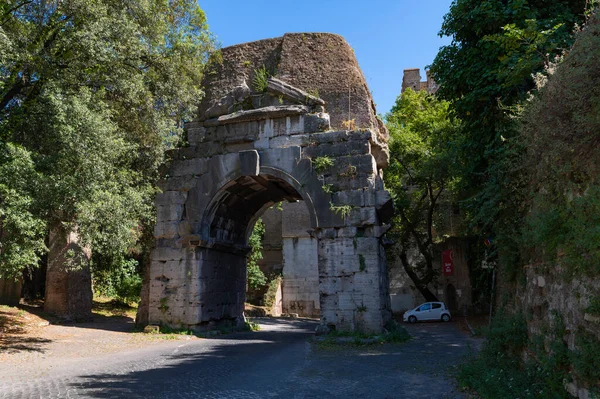 Arco Druso Arco Triunfal Sino Elemento Del Acueducto Antoniano Que —  Fotos de Stock