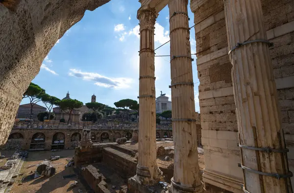 Utsikt Från Förorten Till Det Romerska Augusto Forum Rom Italien — Stockfoto