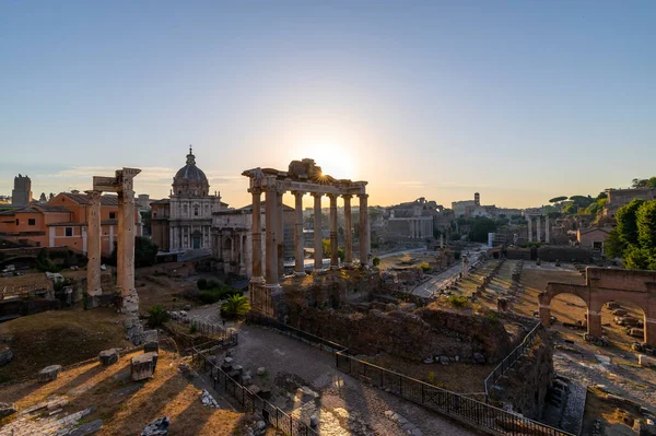 Tyst Gryning Forum Romanum Rom Solens Strålar Syns Från Saturnus — Stockfoto
