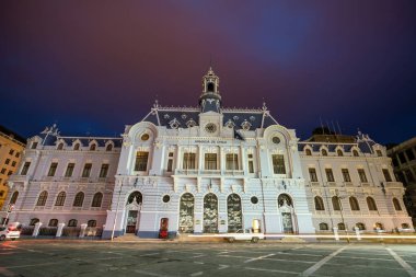 Valparaiso, Şili Sotomayor Square'de geceleri