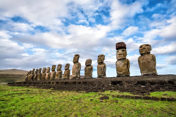 Moais Ahu Tongariki Velikonoční Ostrov Chile — Stock fotografie