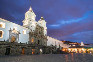 San Francisco Plaza Eski kasaba Quito, Ekvador