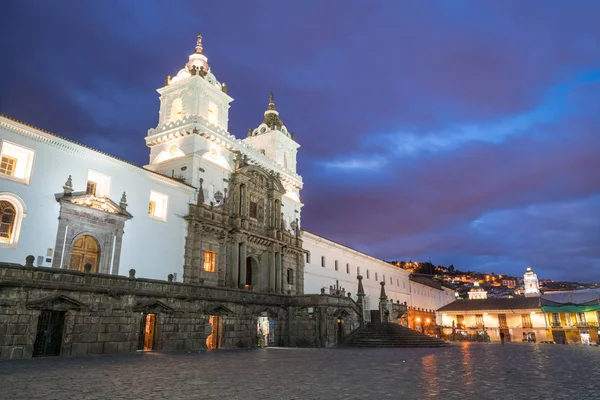 Plaza San Francisco Starém Městě Quito Ekvádor — Stock fotografie