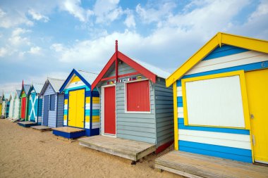 Melbourne Avustralya 'daki Brighton Sahilindeki Renkli Sahil Evi