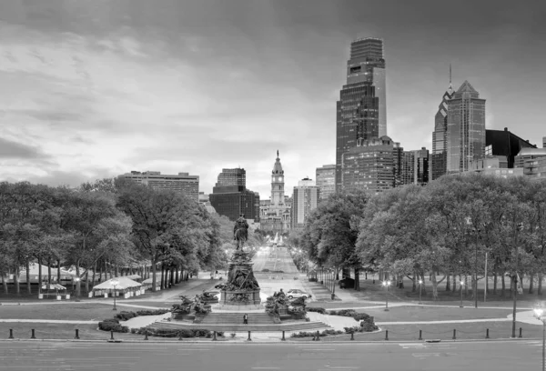 Mooie Philadelphia Centrum Skyline Bij Zonsondergang Usa — Stockfoto