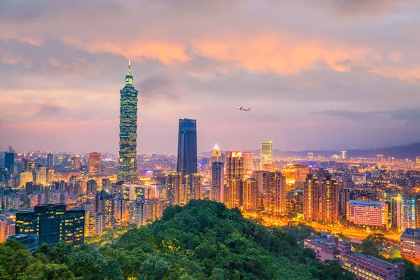 Ciudad Taipei Skyline Crepúsculo Taiwán — Foto de Stock