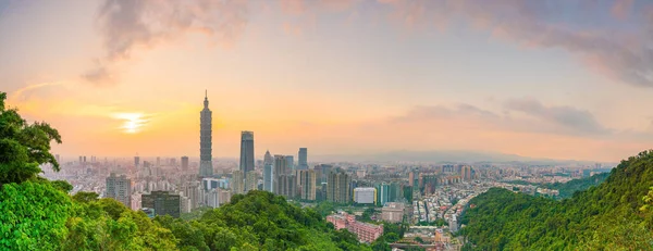 Stad Taipei Skyline Bij Schemering Taiwan — Stockfoto