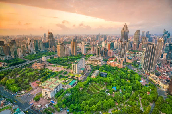 Şangay Halk Meydanı Çin Yüksek Manzaralı Parkı — Stok fotoğraf