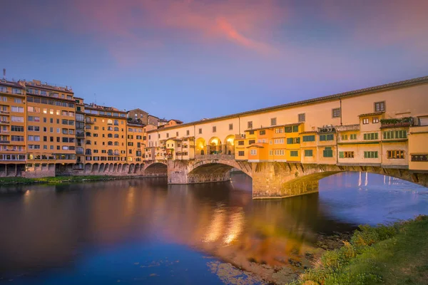 Ponte Vecchio Floransa Toskana Talya Daki Arno Nehri Üzerinde — Stok fotoğraf