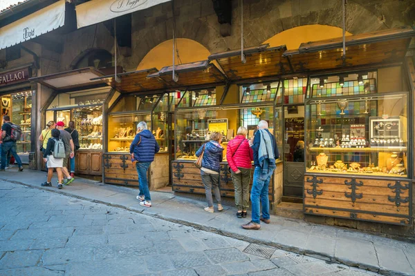 Florence Italy Oct Jewelry Shop Ponte Vecchio Жовтня 2017 Одна — стокове фото