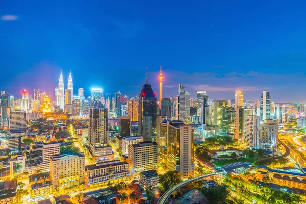 Downtown Kuala Lumpur Skyline Crepúsculo Malásia — Fotografia de Stock