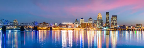 Vista Skyline Centro Louisville Kentucky Eua — Fotografia de Stock