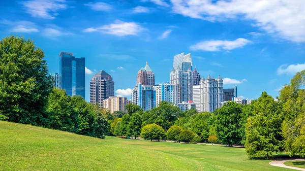 Midtown Atlanta Ορίζοντα Από Πάρκο Στις Ηπα — Φωτογραφία Αρχείου