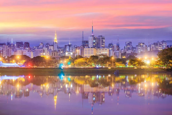 Sao Paulo Skyline Van Parque Ibirapuera Park Brazilië — Stockfoto