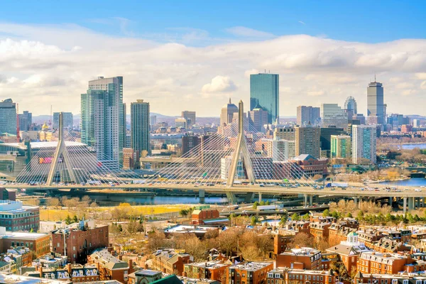 Boston 'un kışın Massachusetts, ABD' deki ufuk çizgisi