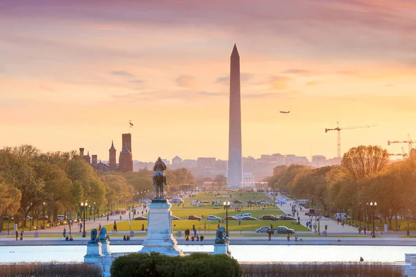 Vista Ciudad Washington Una Puesta Sol Naranja Incluyendo Monumento Washington —  Fotos de Stock