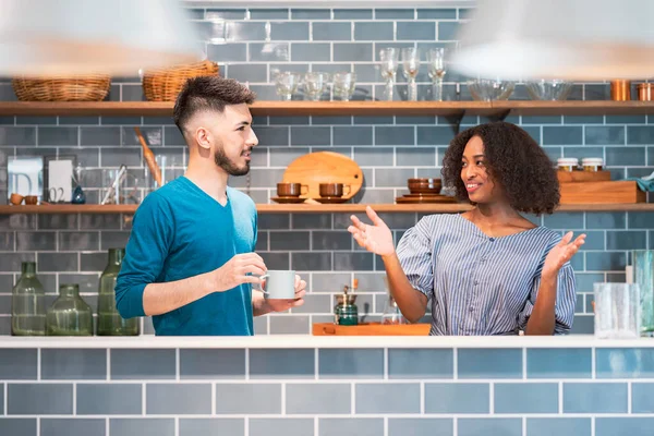 Image photograph of man and woman chatting (lovers / couples)