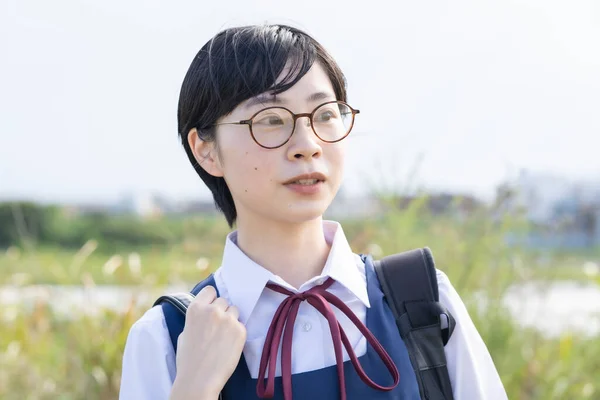 Aziatische Middelbare School Meisjes Dragen Uniformen Glimlachen School — Stockfoto