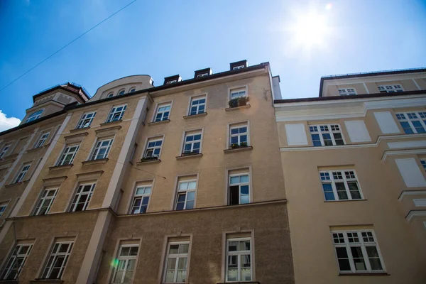 Alt Und Neubau Häuserzeile Schwabing — Stockfoto