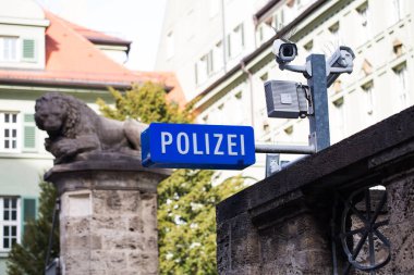 Açık güvenlik kameraları, kamusal alan, gözetim durumu