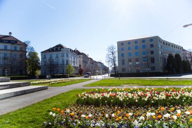 Münih'te Karolinenplatz, kavşak